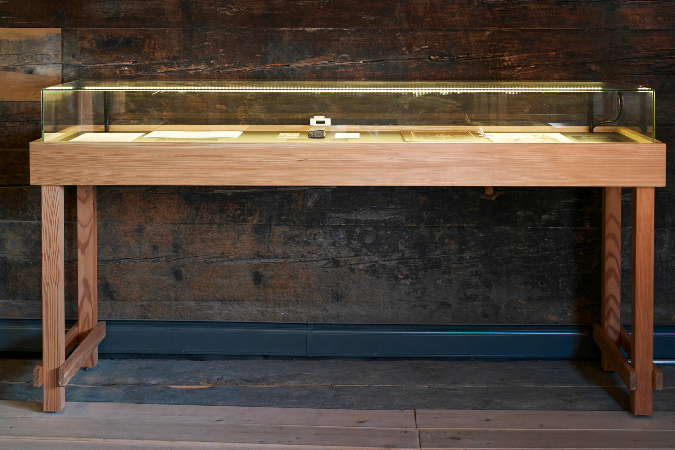 E13451 xPro 9922 j2560